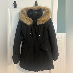 Parker with fur brand new without tags size med.